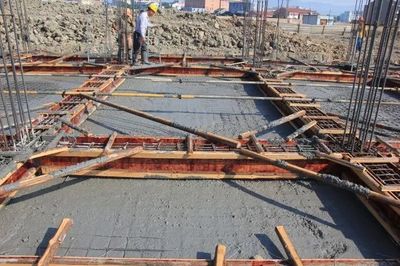 台金东延段二期项目房建筏板基础浇筑告捷