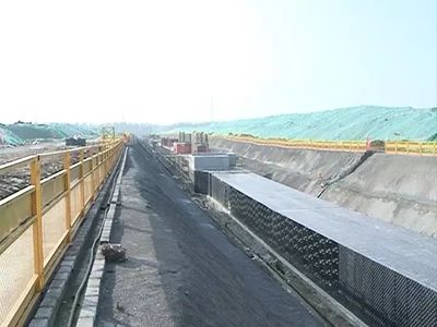 【关注】我市首条地下综合管廊工程主体完工