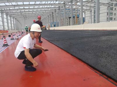 【建设中心】丁茂瑞总工检查南坪二期工程二标浇筑式沥青施工相关工作